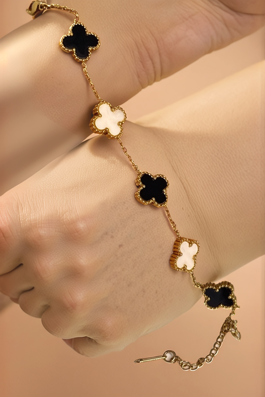 Elegant Black & White Clover Charm Bracelet – Gold Plated - Glimzie