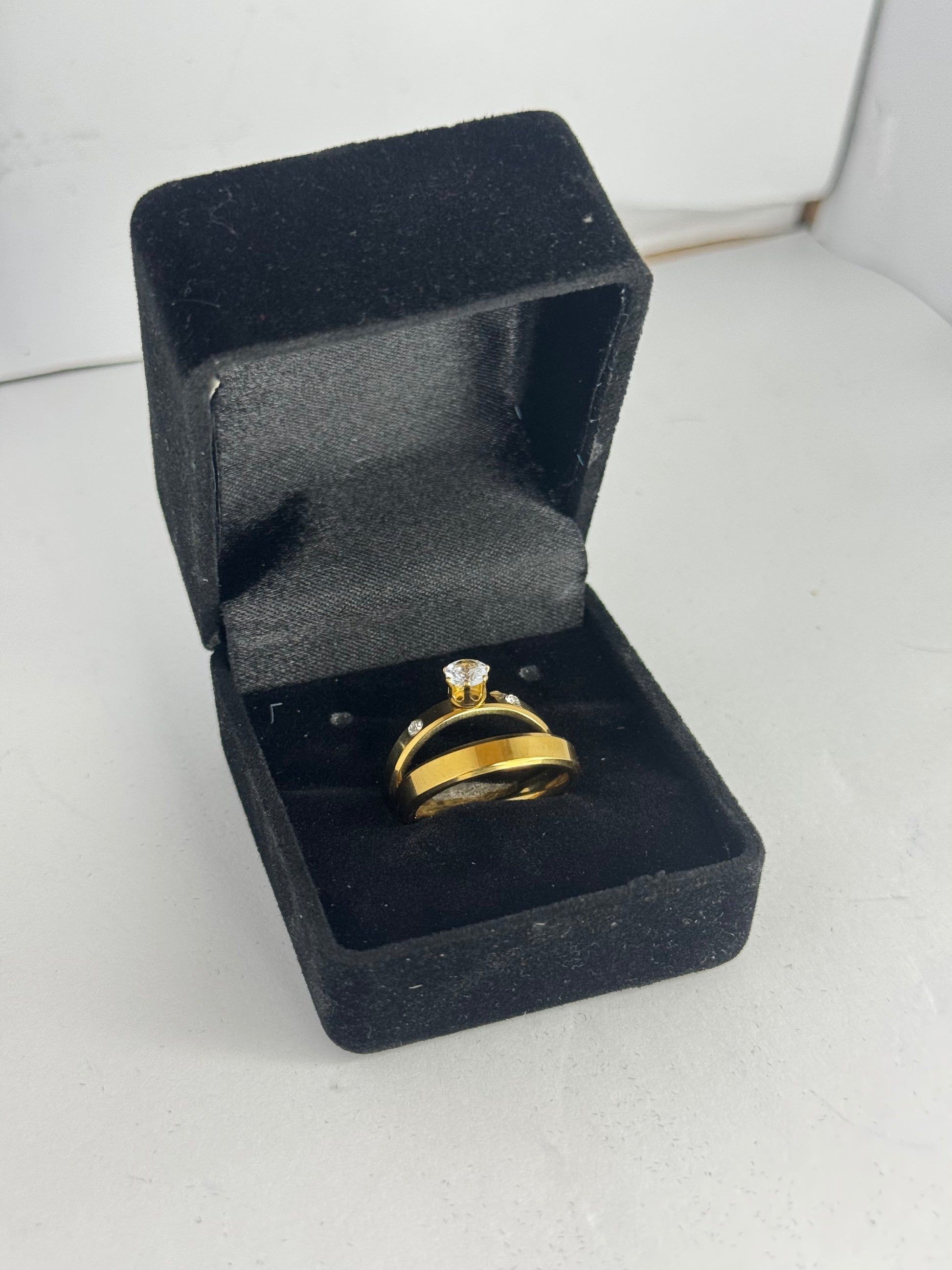 Gold Plated Couple Ring Set with Solitaire – His & Hers Matching Bands (2-Piece) - Glimzie