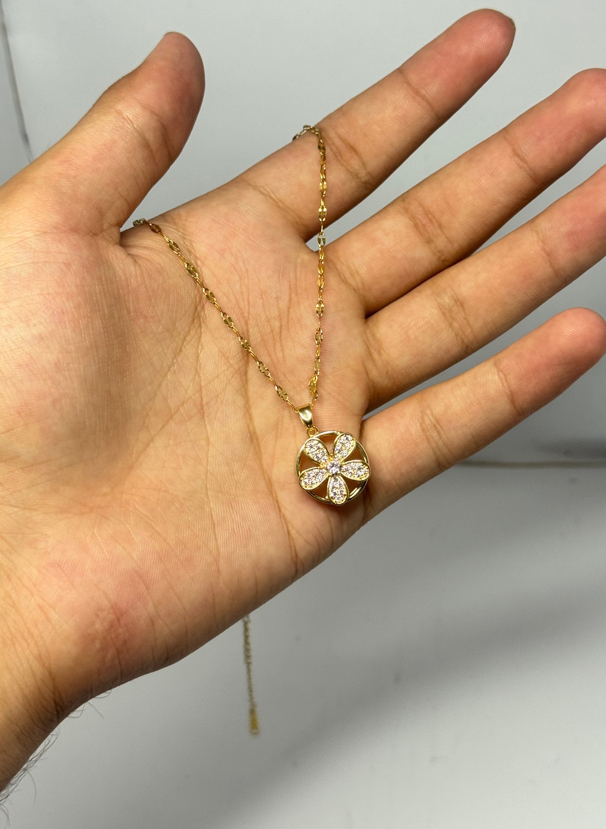 Golden Petal Glow Pendant Necklace – Crystal Floral Circle Design - Glimzie